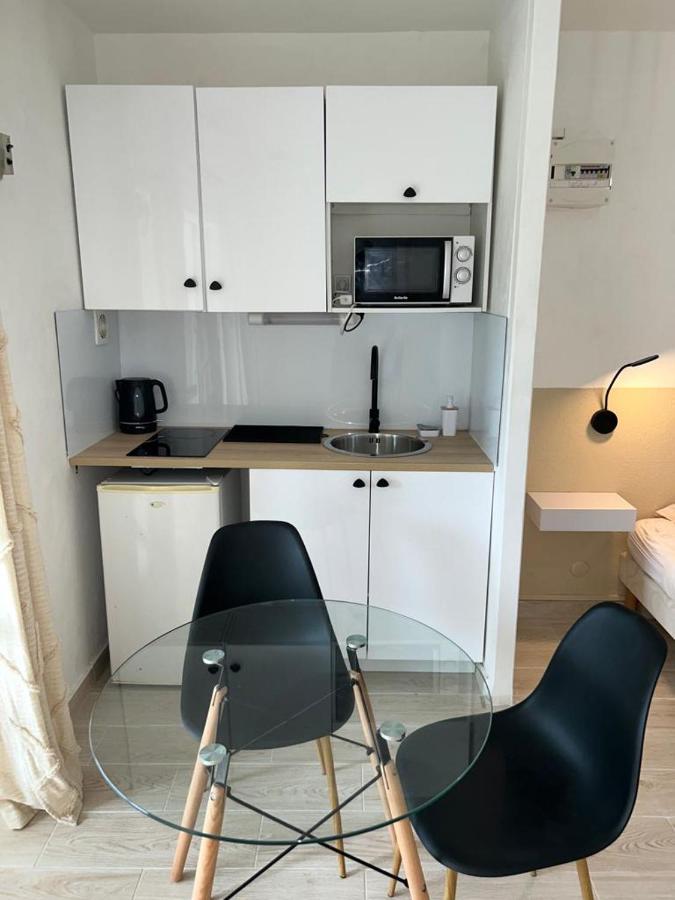 Superbe Studio Avec Piscine, Au Coeur De La Marina! Village Soleil ! Proche Aeroport & Ferry 哥西尔 外观 照片