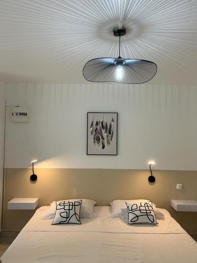 Superbe Studio Avec Piscine, Au Coeur De La Marina! Village Soleil ! Proche Aeroport & Ferry 哥西尔 外观 照片