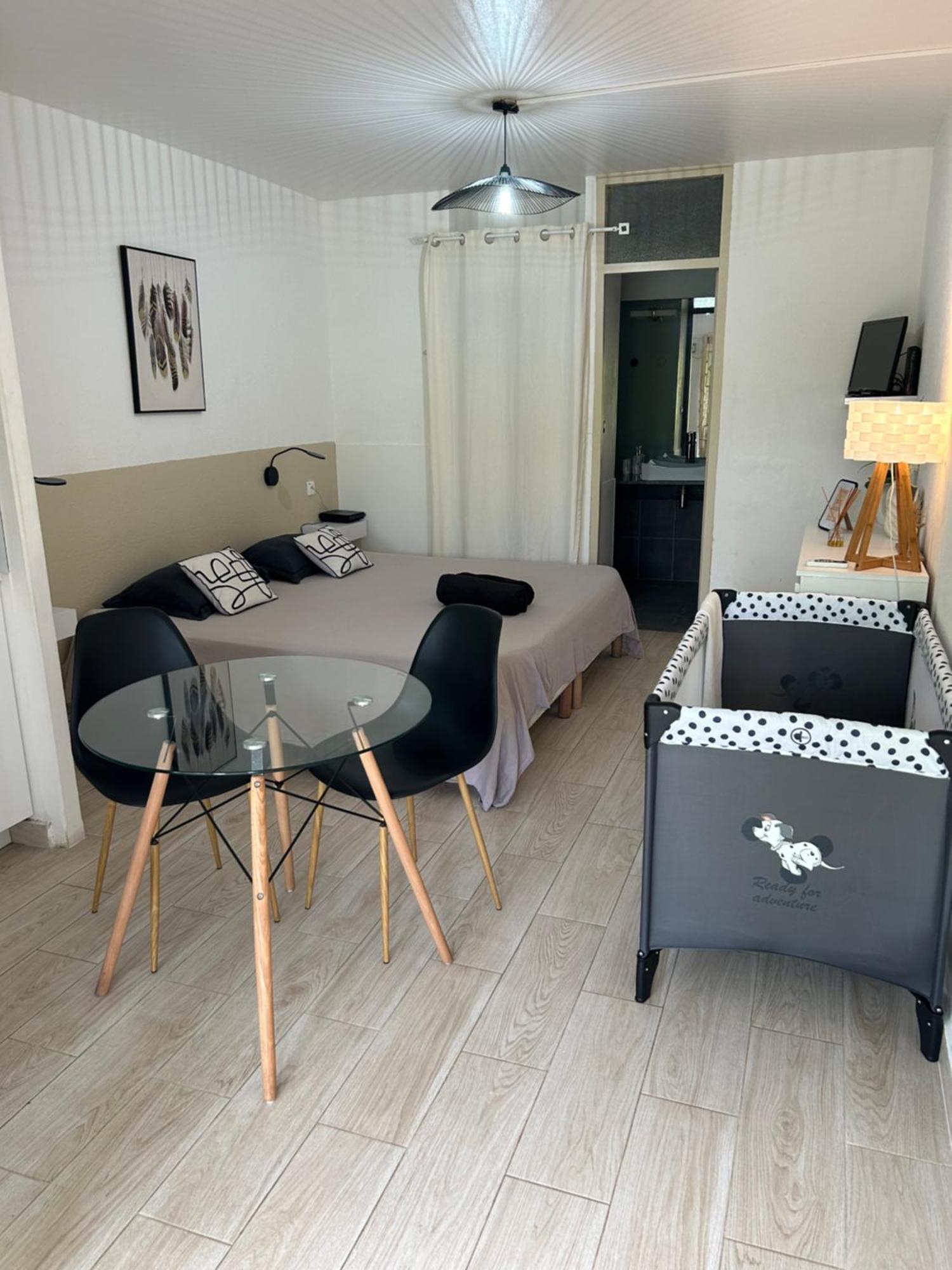 Superbe Studio Avec Piscine, Au Coeur De La Marina! Village Soleil ! Proche Aeroport & Ferry 哥西尔 外观 照片