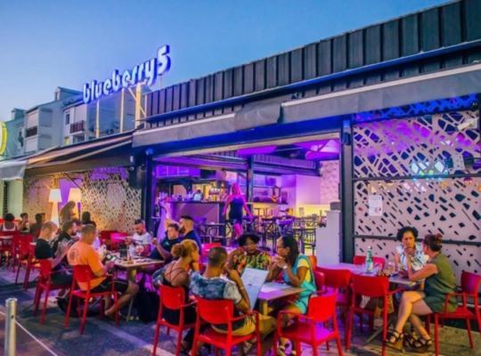 Superbe Studio Avec Piscine, Au Coeur De La Marina! Village Soleil ! Proche Aeroport & Ferry 哥西尔 外观 照片