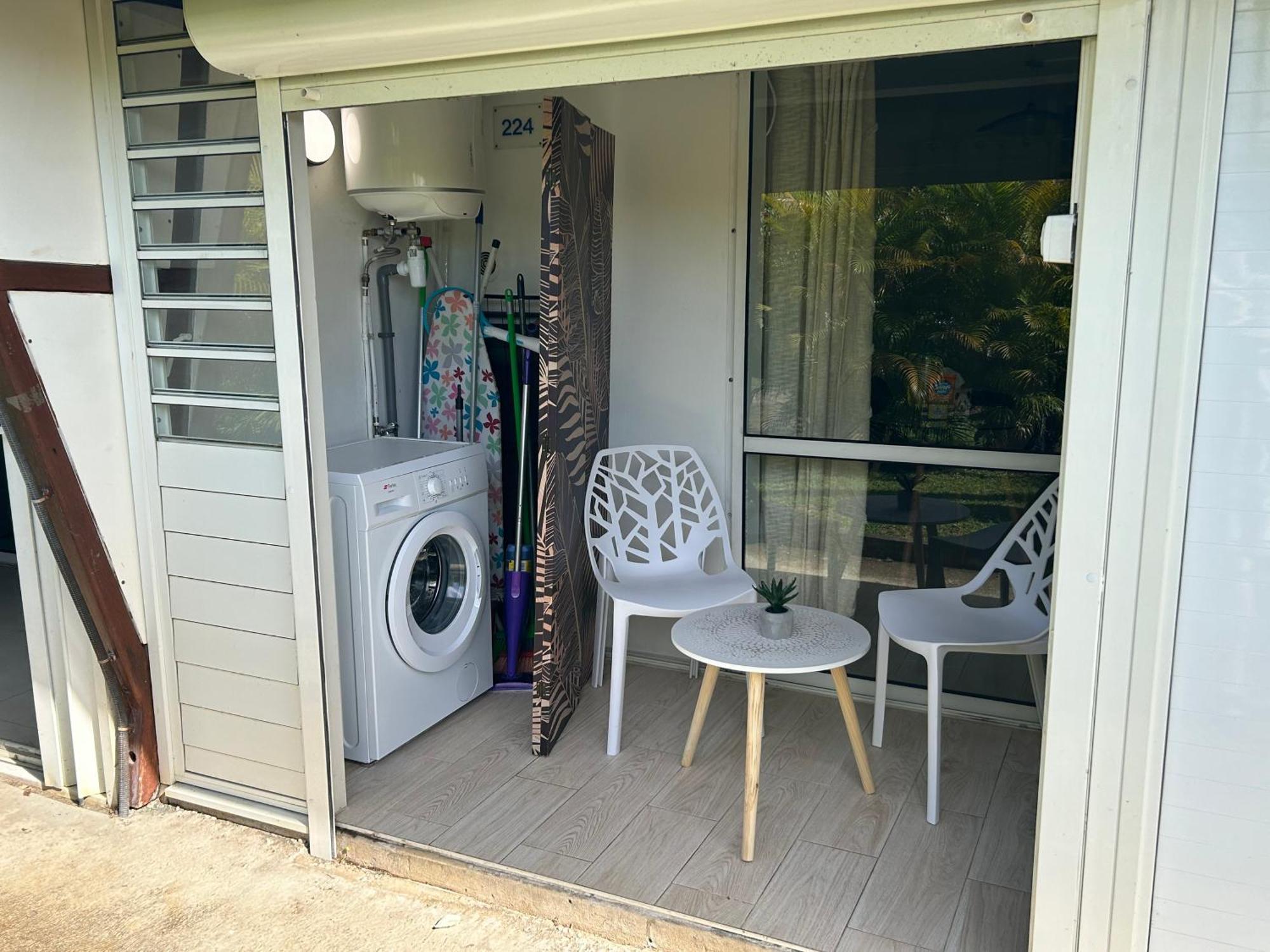 Superbe Studio Avec Piscine, Au Coeur De La Marina! Village Soleil ! Proche Aeroport & Ferry 哥西尔 外观 照片